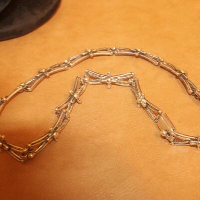 21 in Art-Deco Sterling silver necklace.