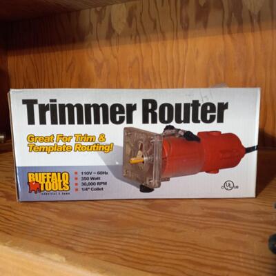 LOT 70  NEW TRIMMER ROUTER, WORK GLOVES AND NEW 1/4