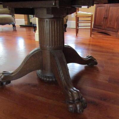 Antique Paw Foot Solid Wood Round Table
