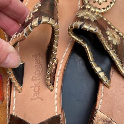 Womanâ€™s Size 7M