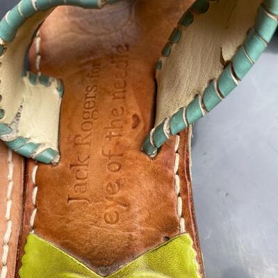 Womanâ€™s Size 7M