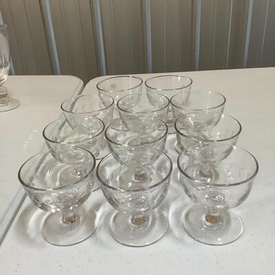 Dessert cups