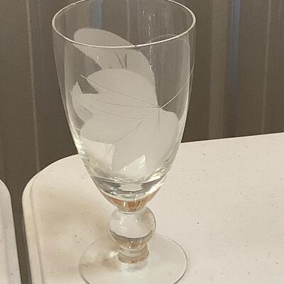 Stemmed glassware