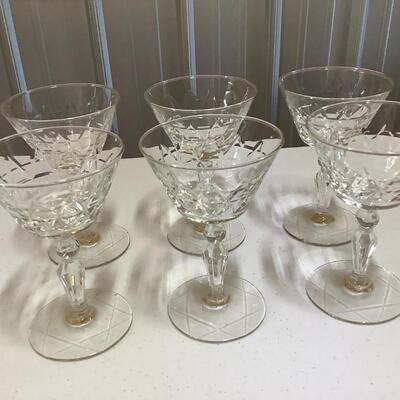 Stemmed glassware