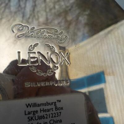 Lenox Silver plate Heart jewel box. Williamsburg .