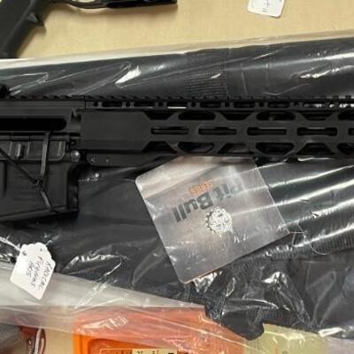 Radical Firearms AR15 Rifle - .223 | 5.56 - NEW (Comes with Bag and Sights)
