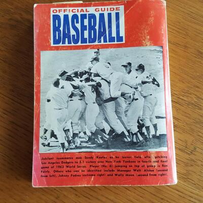 1964 Official Baseball Book