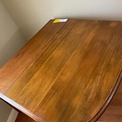 Drop leaf wood table - Vintage