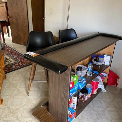 Retro Bar & Barstools