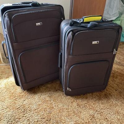 Pair of Ciao Suitcases