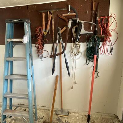 Garden Tools & Ladder