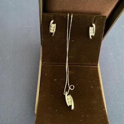 14 K White Gold and Dimond Necklace and Earring Set 