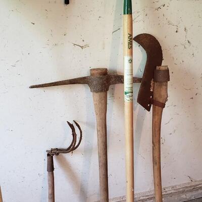 Tool lot
