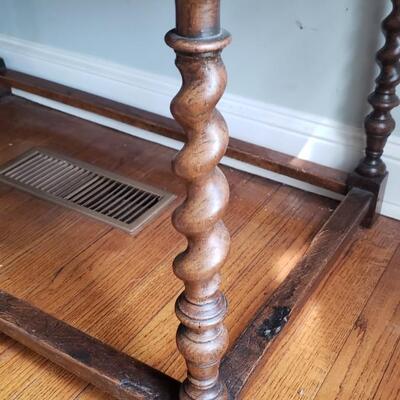 William and Mary Chest on Stand with turned legs  Antique dresser