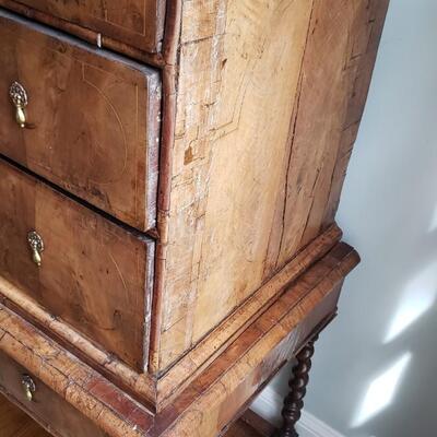 William and Mary Chest on Stand with turned legs  Antique dresser