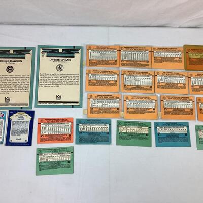 563  Assorted Vintage Donruss Baseball Card Lot