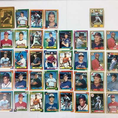 565  Assorted Lot of 1987 & 1990 Topps Baseball Cards