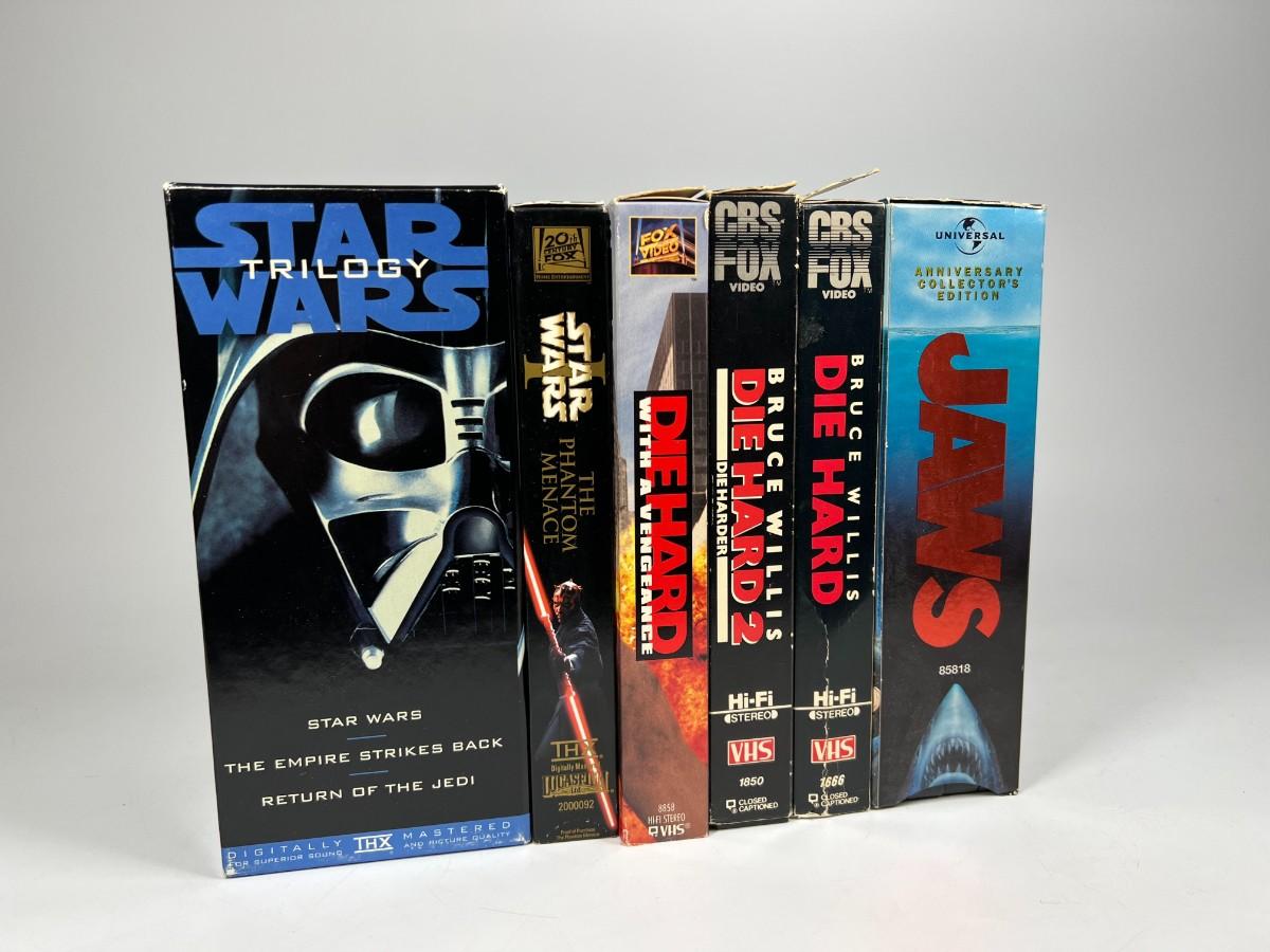 Lot of Classic Retro VHS Movies Star Wars, Die Hard, & Jaws