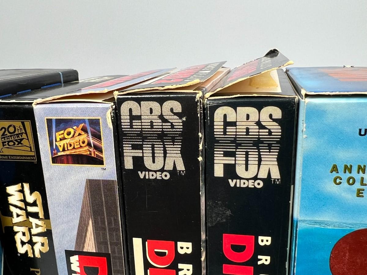 Lot of Classic Retro VHS Movies Star Wars, Die Hard, & Jaws