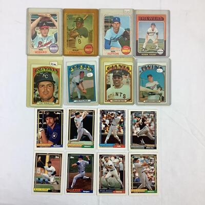 571  Assorted Baseball Card Lot 1972 Topps Jim Palmer #270, Willie Mays #49, Lou Piniella #580, Harmon Killebrew #51/ 1968 Topps Phil...