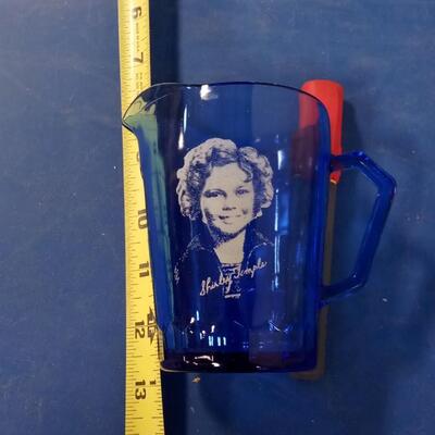 LOT 190  VINTAGE SHIRLEY TEMPLE PITCHER