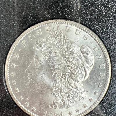 581  1884-CC Carson City Morgan Silver Dollar - GSA Uncirculated w/ Box