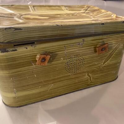 Vintage Faux Bois Wood Grain Metal Box/Picnic Tin