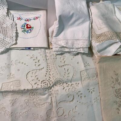 Vintage Linen Crochet Lace Elegance Lot