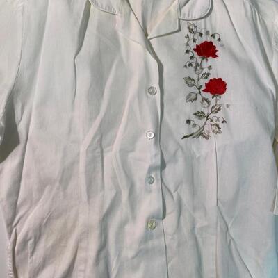 Vintage Womens Button Down 1940s/50s