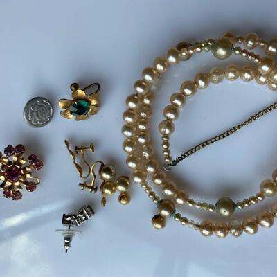 Mixed Vintage Scrap and Art Makers Lot