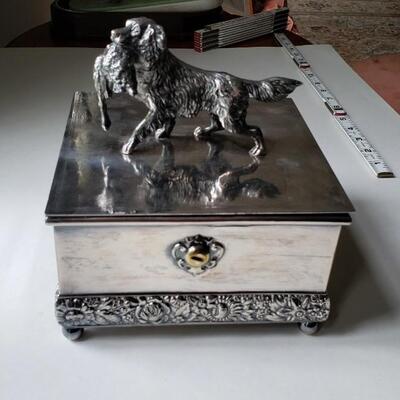 Silver plate box with hunting dog carrying a rabbit Cigar Humidor