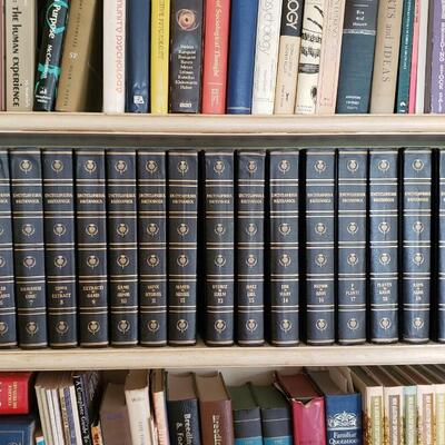 Complete encyclopedia set 1950 Encyclopaedia Brittanica