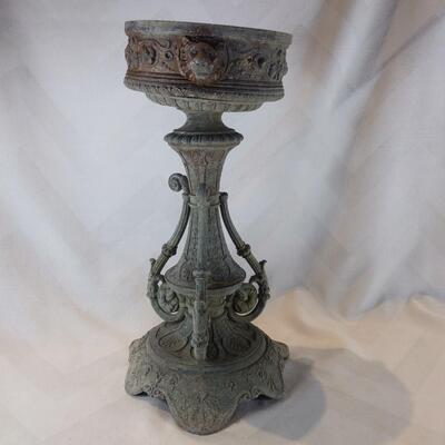 Metal Pedestal Planter