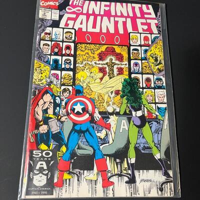 LOT 1: Marvel's Infinity Gauntlet Comic Books Volume 1 Numbers 1 & 2