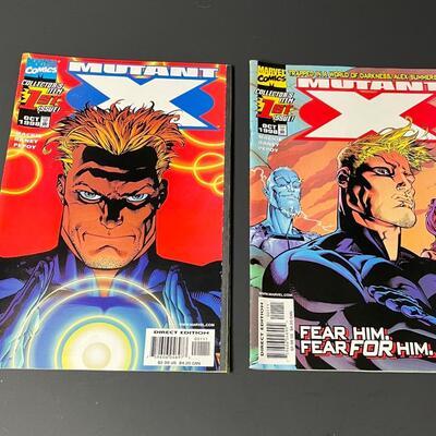 LOT 12: Five Marvel Comics Including Mutant X 1st Issue w/ 2 Cover Variants