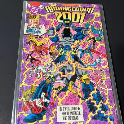 LOT 24: 7 DC Comic Books Including 5 Annuals