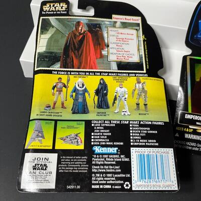 LOT 47: Return of the Jedi Power of the Force Star Wars Action Figures (7)