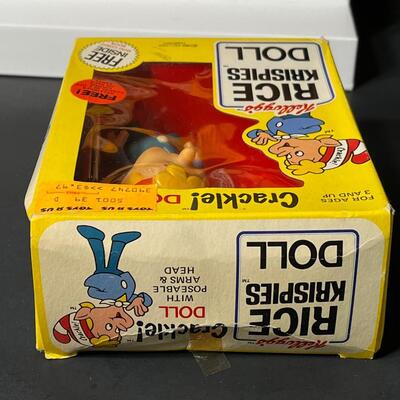 LOT 57: Kellogg's Figures - Toucan Sam, Crackle & Pop - 1984