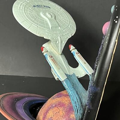 LOT 63: Star Trek Next Generation USS Enterprise 3-D Statue in Original Box