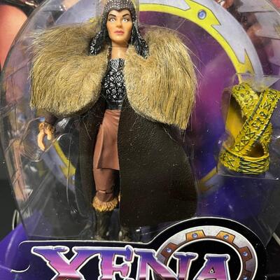 LOT 72: Lot of 3 Xena 6" Action Figures by Toy Biz