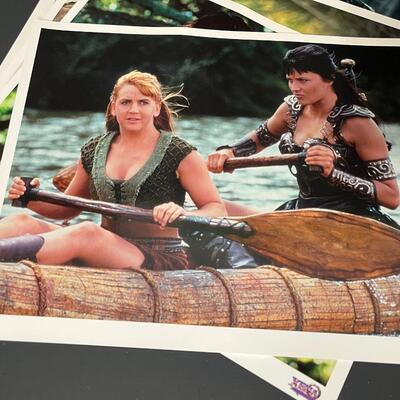 LOT 77: Xena Memorabilia Lot - Show Script, Photos & More