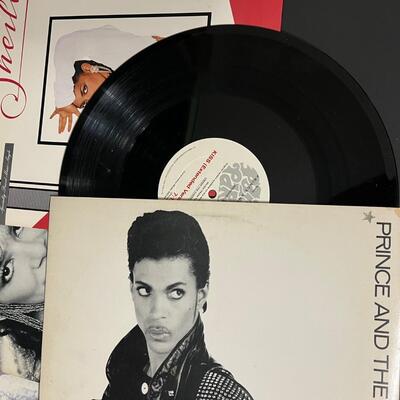 LOT 78: Prince & Sheila E Records - Singles & Albums