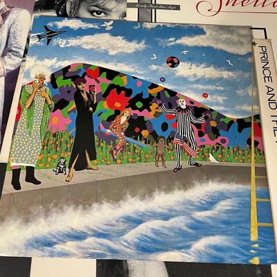 LOT 78: Prince & Sheila E Records - Singles & Albums