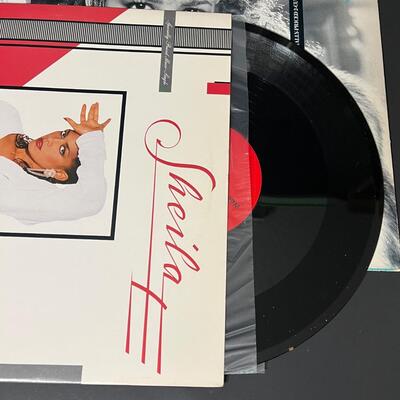 LOT 78: Prince & Sheila E Records - Singles & Albums