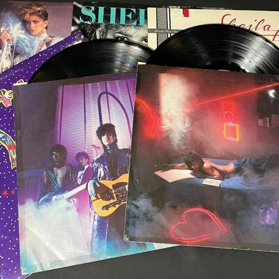 LOT 78: Prince & Sheila E Records - Singles & Albums
