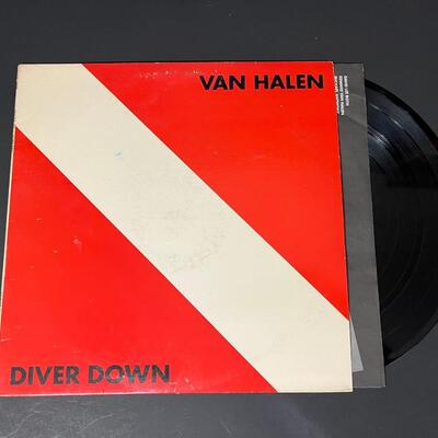 LOT 82: Vinyl Rock Records - Van Halen (2), Billy Idol, Ratt, Judas Priest