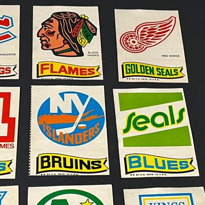 LOT 90: 1973-74 Topps NHL Hockey Stickers