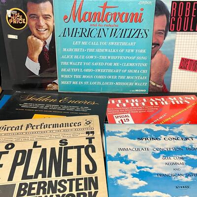 LOT 91: Big Lot of Vinyl - 20+ Assorted Records