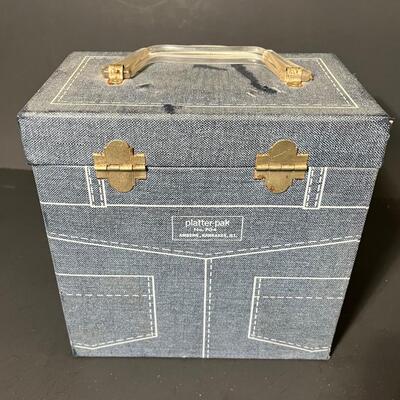 LOT 92: 40+ 45 RPM Singles in Vintage Case  - Lots of Disco