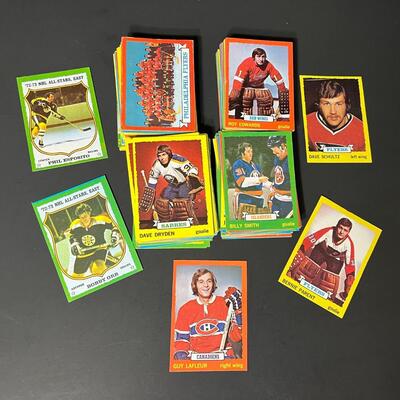 LOT 95: Topps 1973-74 NHL Hockey Cards